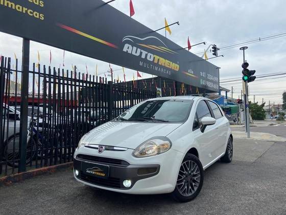FIAT PUNTO 1.6 ESSENCE 16V FLEX 4P MANUAL FIAT PUNTO 1.6 ESSENCE 16V FLEX 4P MANUAL